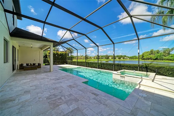 $949,000 | 826 Honeyflower Loop, Bradenton, FL 34212