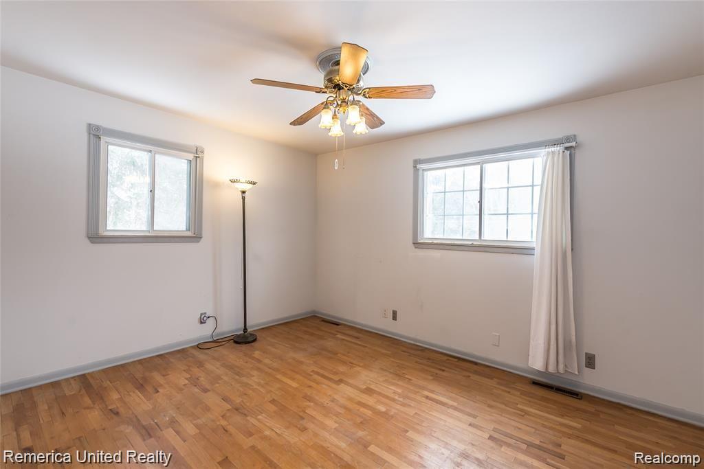 6367 North Seymour Road Flushing, MI 48433 - Photo 23 of 42