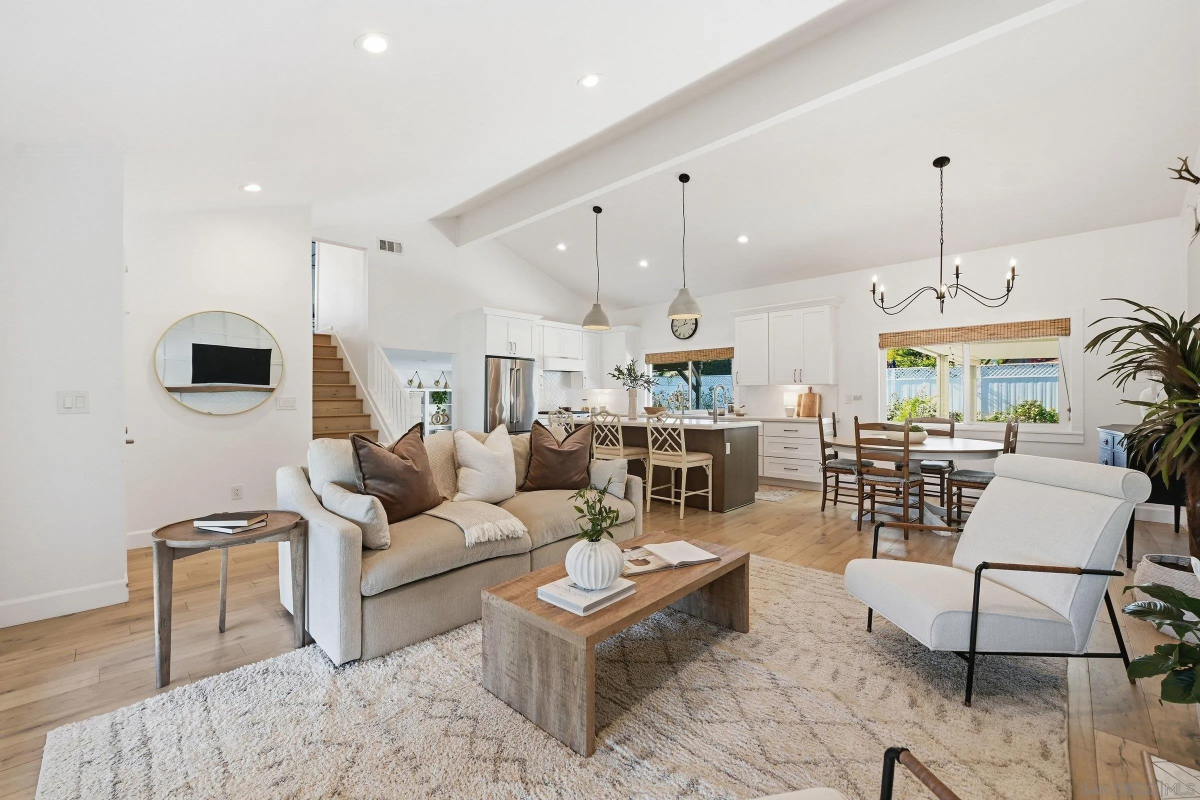 114 Cerro Street Encinitas, CA 92024 - Photo 4 of 34