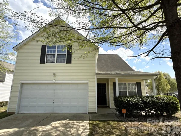 $2,100 | 7206 Oakwinds Court, Charlotte, NC 28269