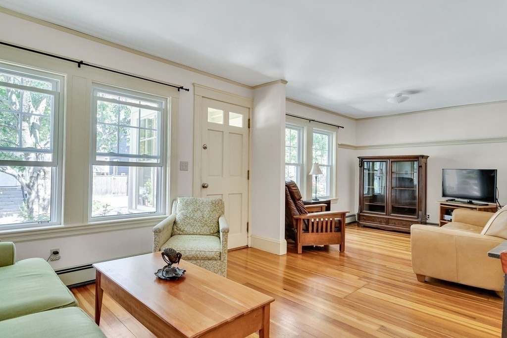 36 Corinthian Road Somerville, MA 02144 - Photo 5 of 37 Gallery Image 5