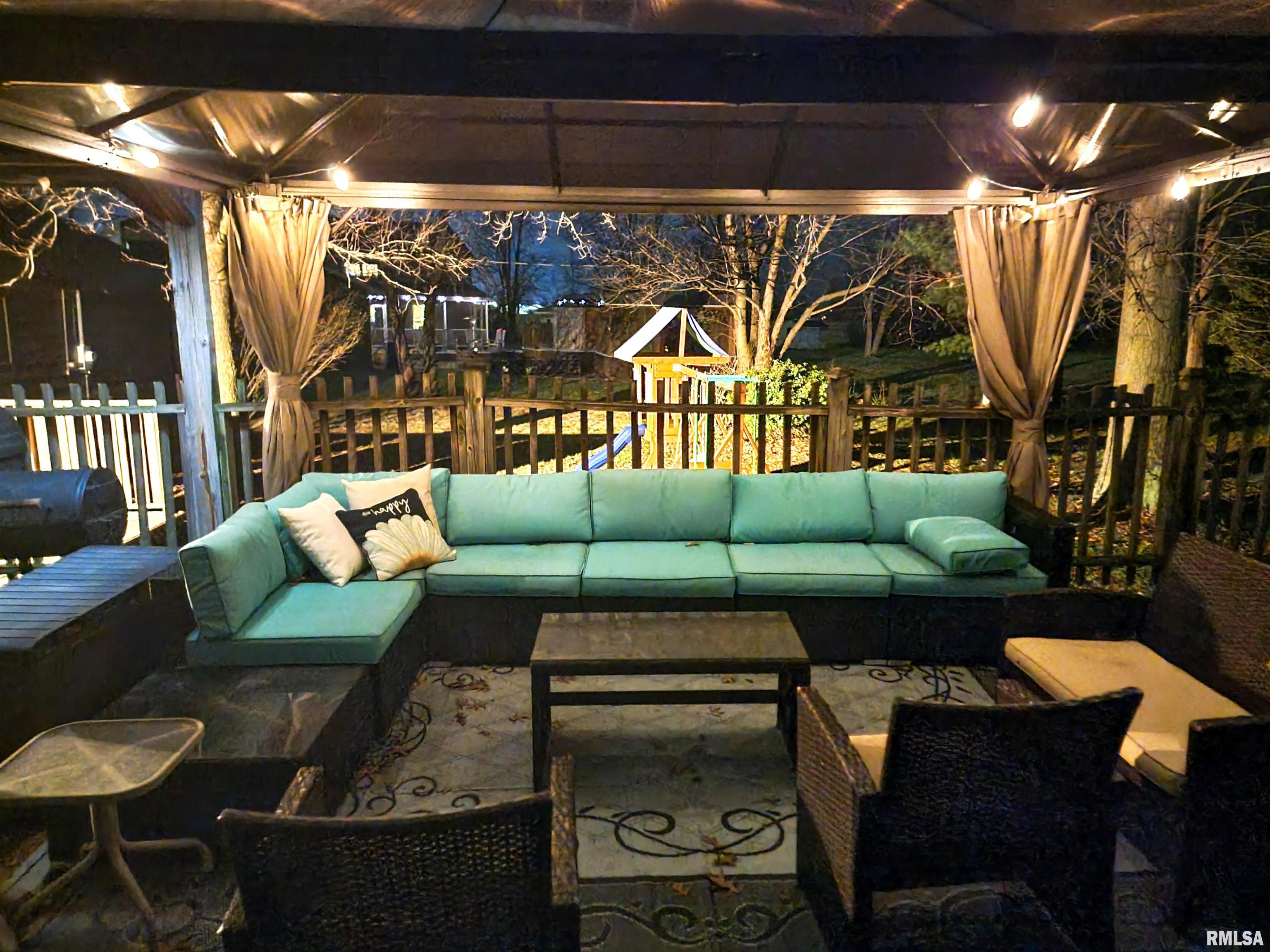 35 Stone Forge Pike Flora, IL 62839 - Photo 2 of 74