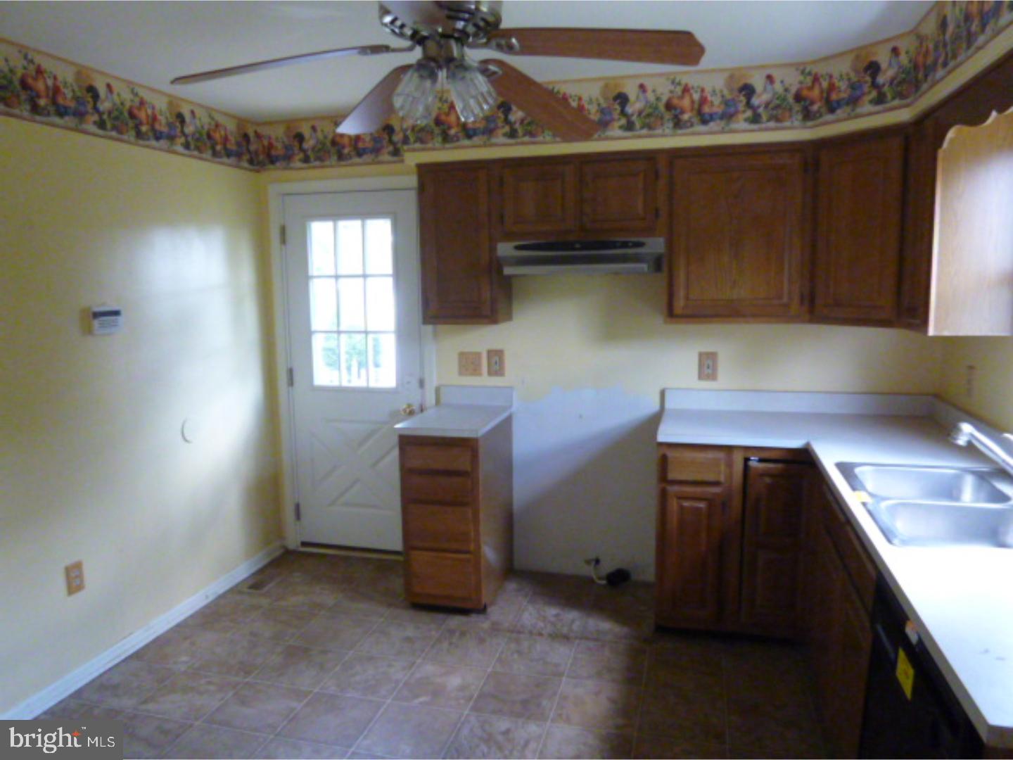 438 Ridge Drive Williamstown, NJ 08094 - Photo 7 of 17 Gallery Image 7