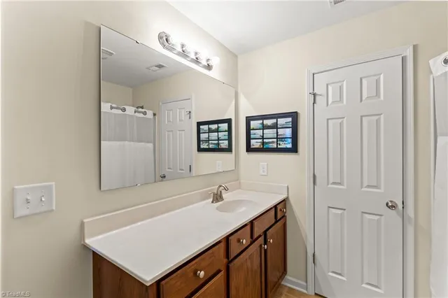 $285,000 | 3057 Renaissance Parkway, Jamestown, NC 27282