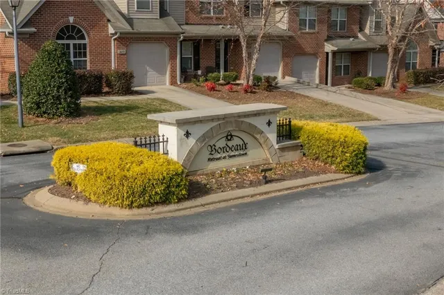 $285,000 | 3057 Renaissance Parkway, Jamestown, NC 27282