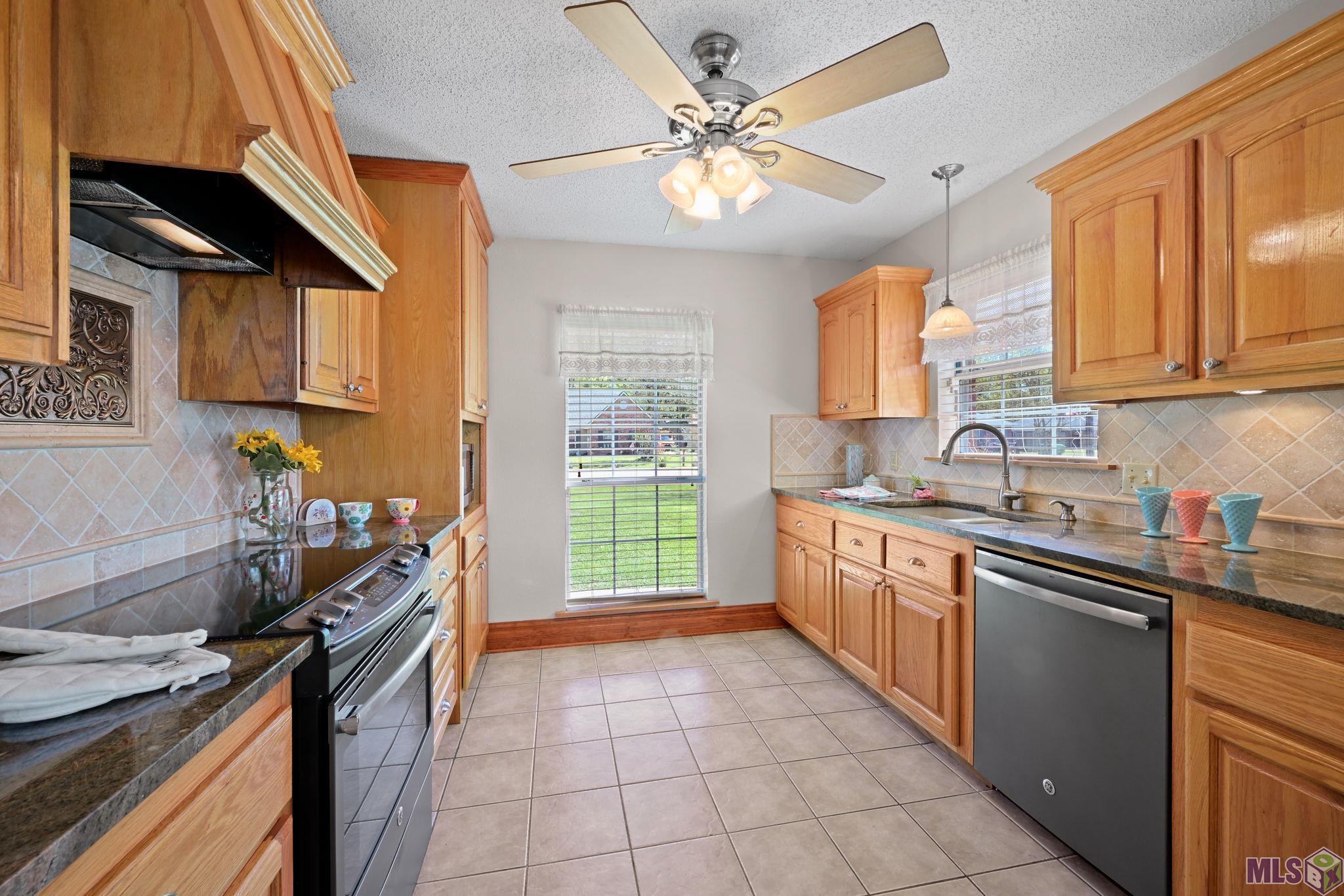 7097 Jim Rushing Road Denham Springs, LA 70706 - Photo 6 of 25