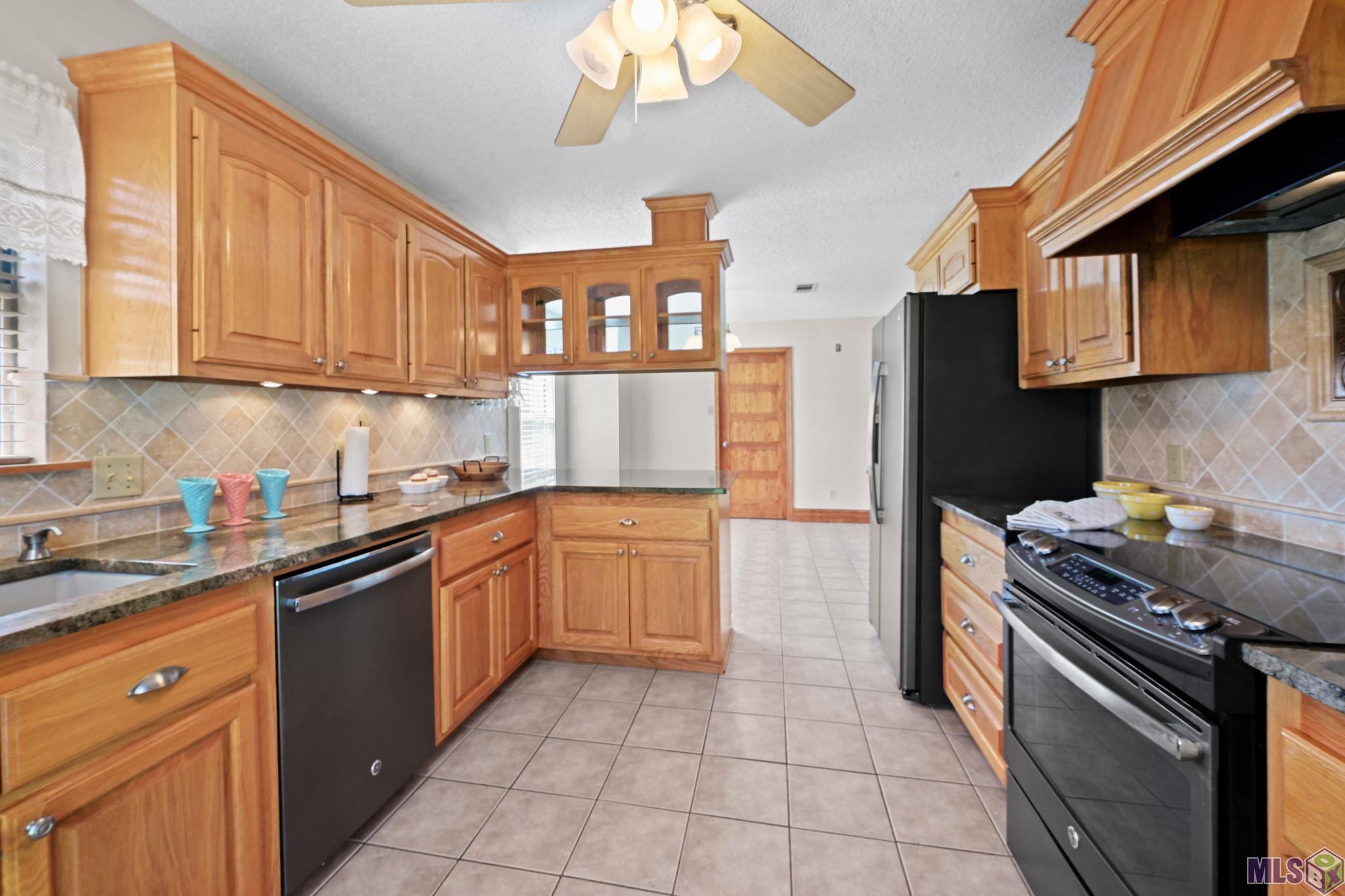 7097 Jim Rushing Road Denham Springs, LA 70706 - Photo 7 of 25