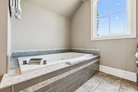 $1,239,000 | 1823 3rd Avenue North, Nashville, TN 37208