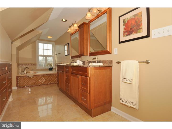 1 Cross Gate Road Wayne, PA 19087 - Photo 12 of 23 Master Bathroom