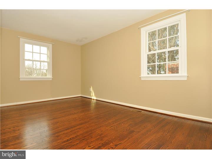 1 Cross Gate Road Wayne, PA 19087 - Photo 19 of 23 Bedroom 4