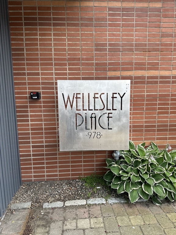 978 Worcester Street, Unit 202 Wellesley, MA 02482 - Photo 8 of 8
