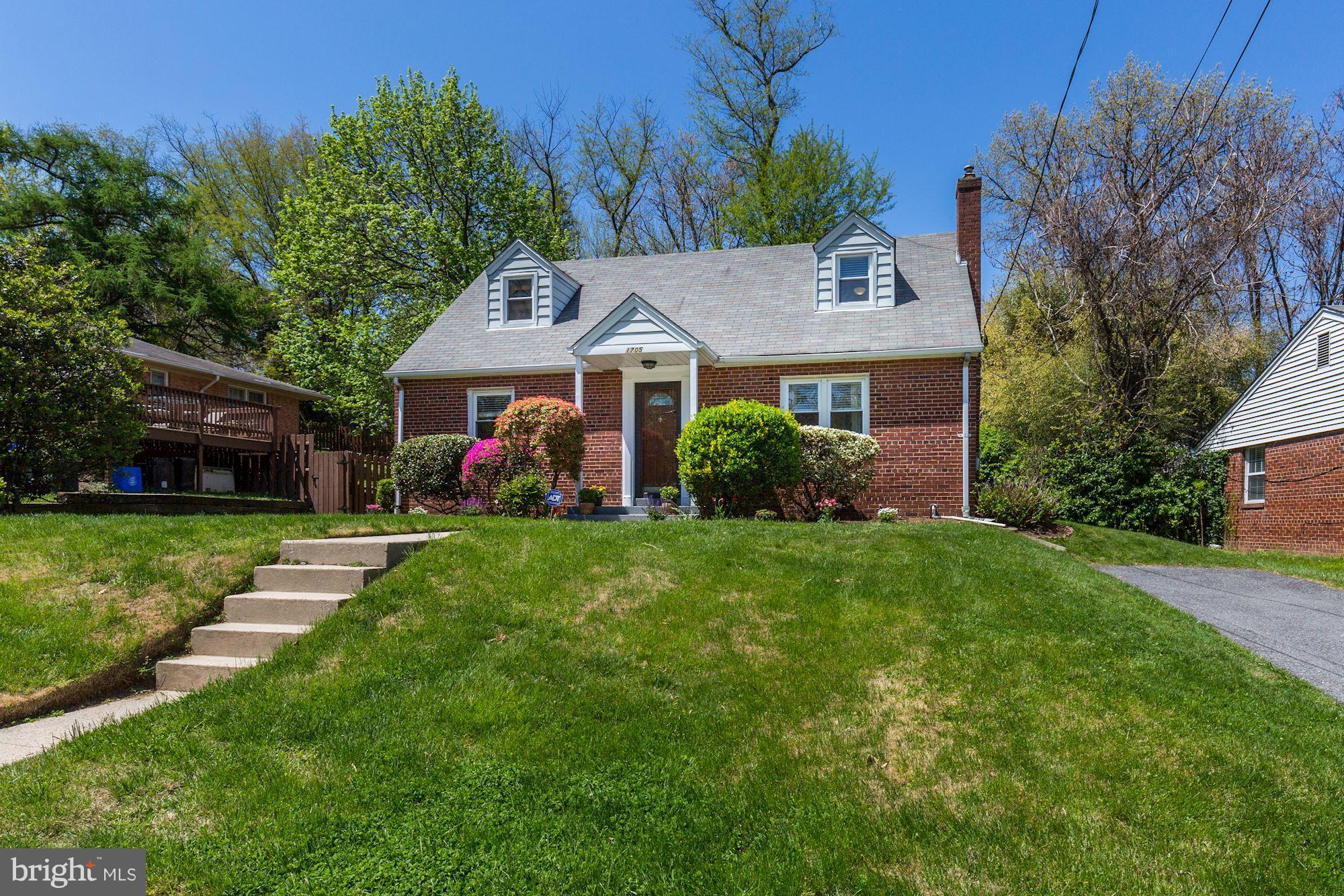 1705 Flora Lane Silver Spring, MD 20910 - Photo 3 of 28 Exterior (Front)
