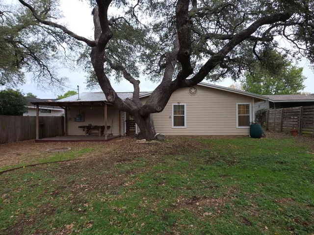 $2,050 | 4707 Philco Drive, Austin, TX 78745