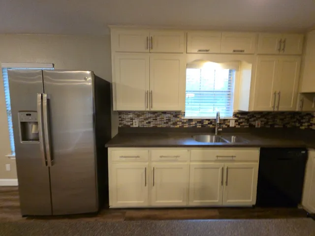 $2,050 | 4707 Philco Drive, Austin, TX 78745