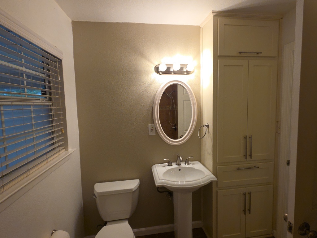 4707 Philco Drive Austin, TX 78745 - Photo 10 of 19 Bathroom with storage