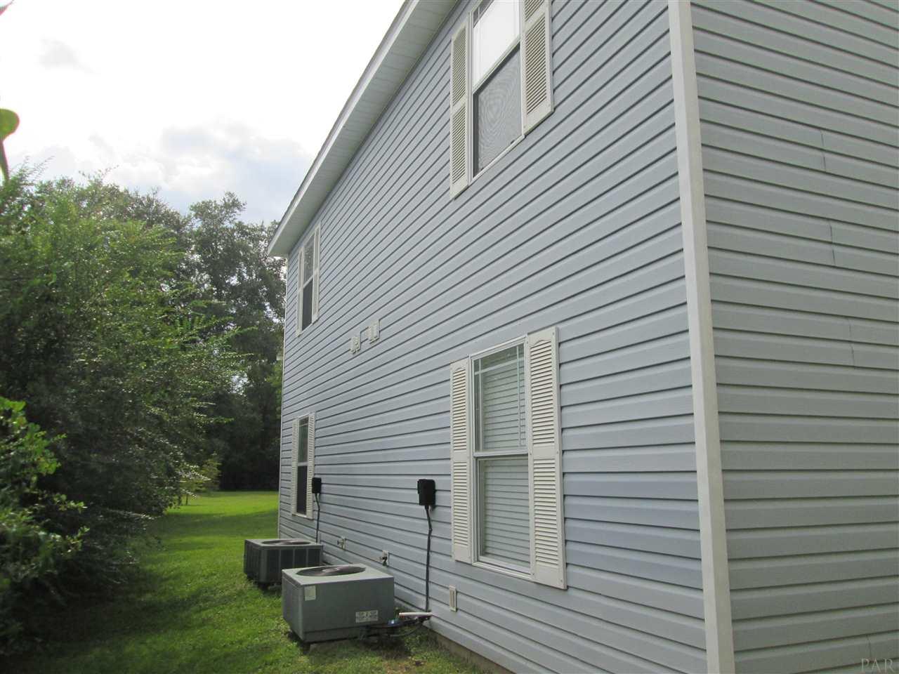 8435 Chisholm Road, Unit 9 Pensacola, FL 32514 - Photo 2 of 16 Gallery Image 2