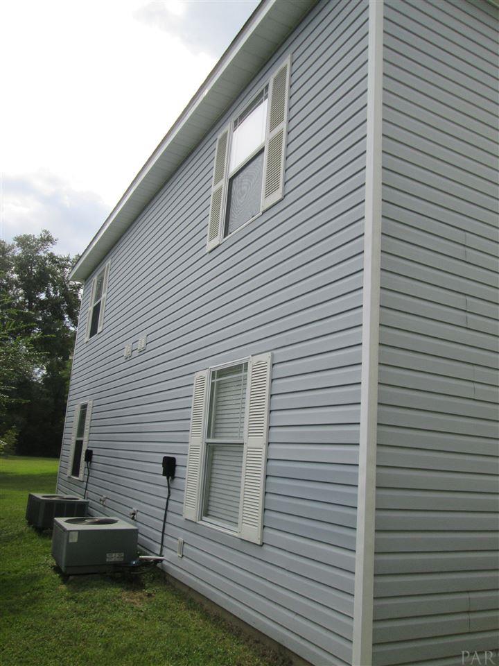 8435 Chisholm Road, Unit 9 Pensacola, FL 32514 - Photo 4 of 16 Gallery Image 4