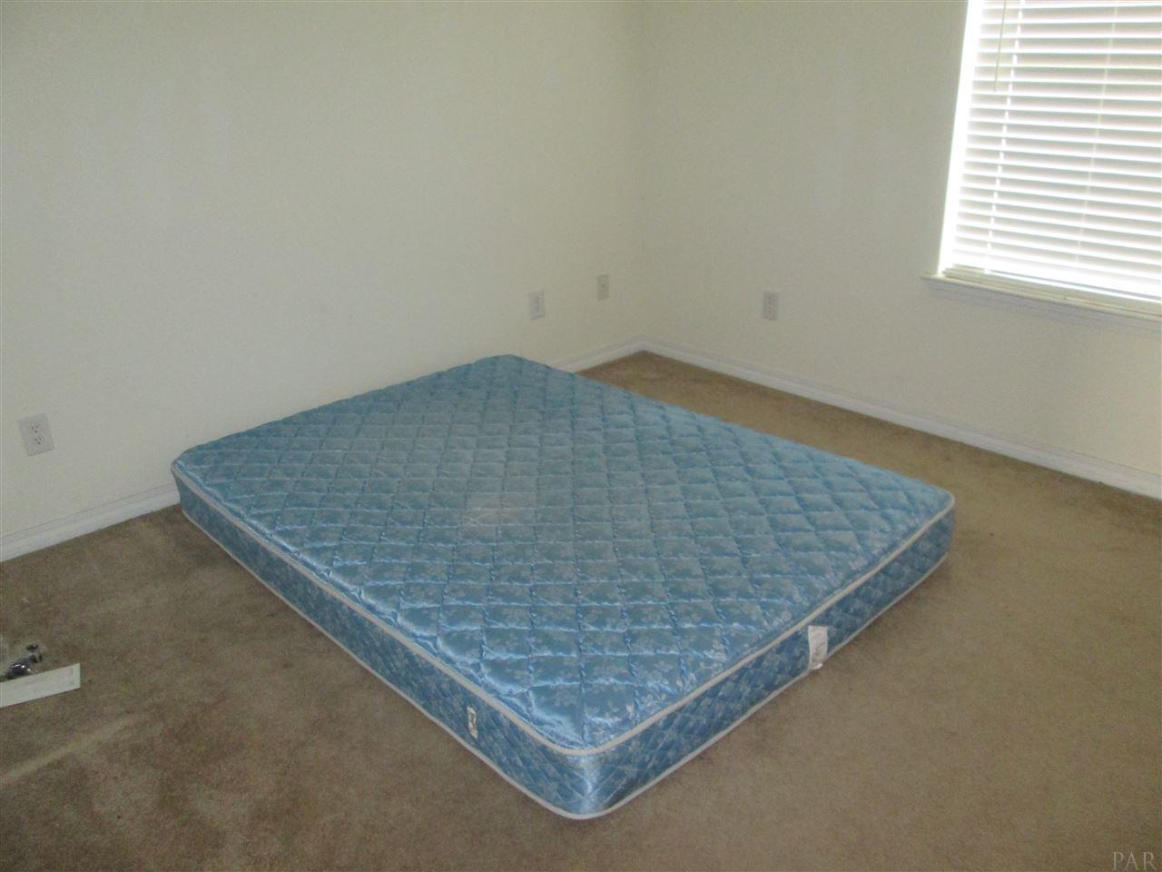8435 Chisholm Road, Unit 9 Pensacola, FL 32514 - Photo 6 of 16 Gallery Image 6