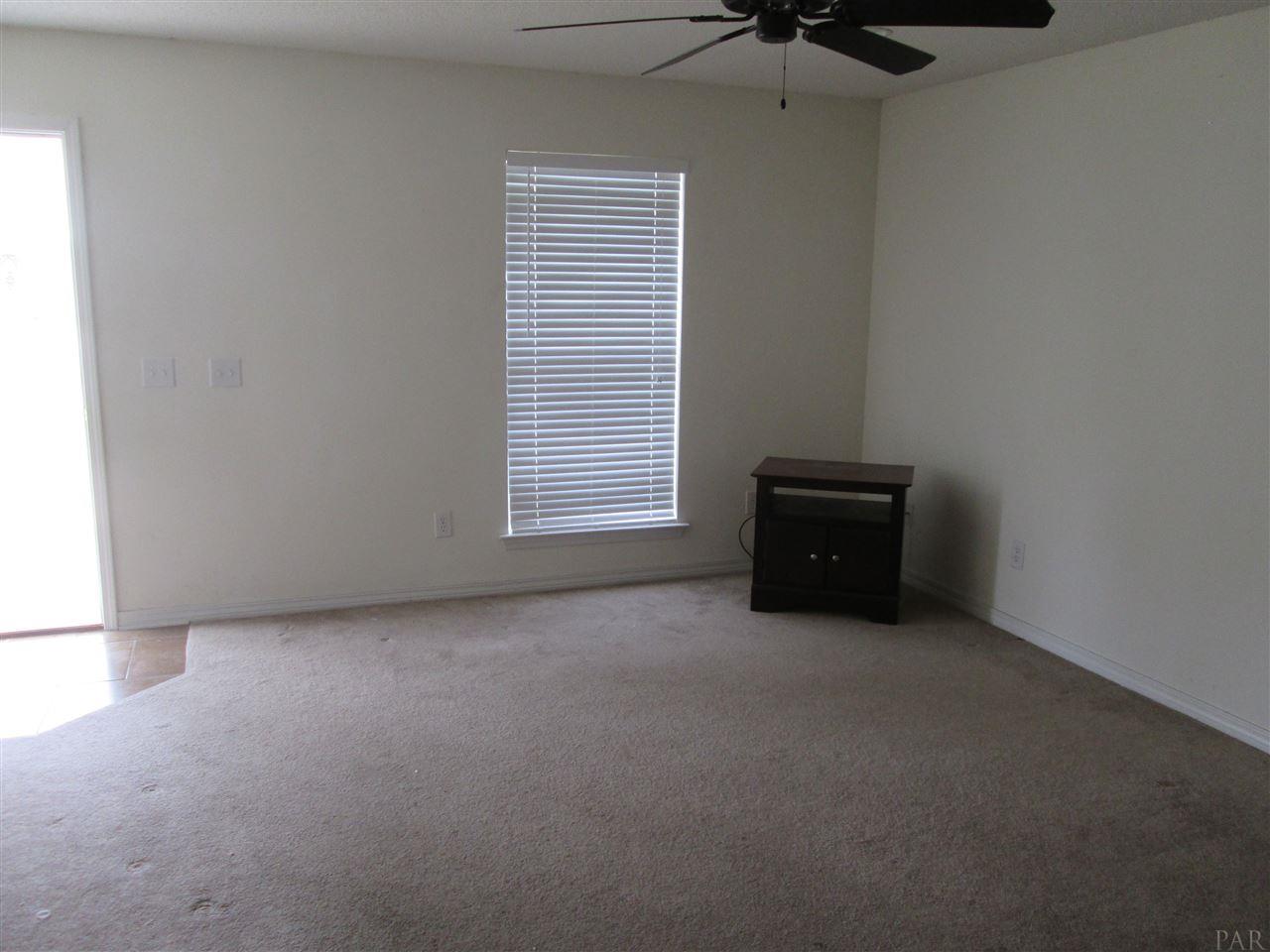 8435 Chisholm Road, Unit 9 Pensacola, FL 32514 - Photo 9 of 16 Gallery Image 9