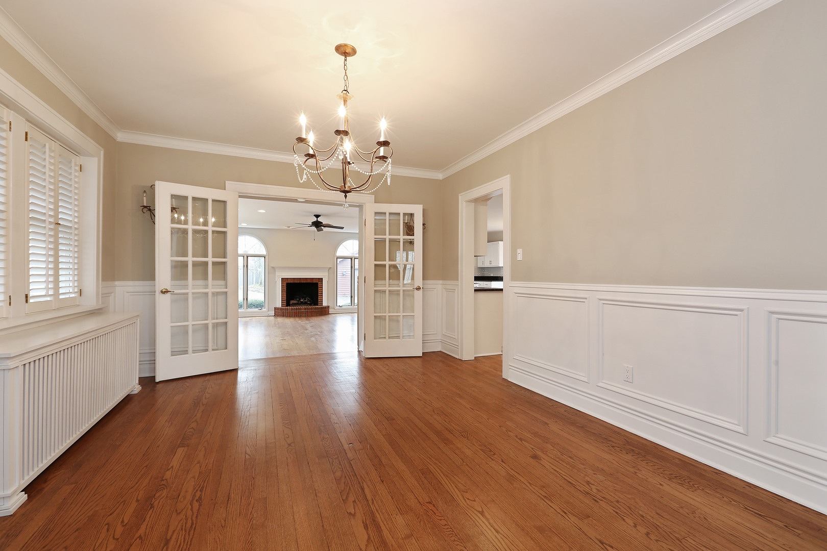 330 Radcliffe Way Hinsdale, IL 60521 - Photo 10 of 27 a view of a livingroom with wooden floor and fireplace