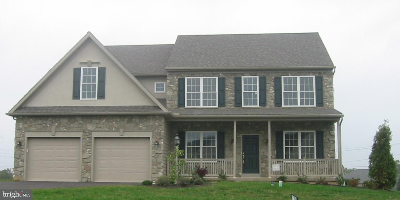 3016 Weaver Road, Unit 24 Lititz, PA 17543 - Photo 1 of 15
