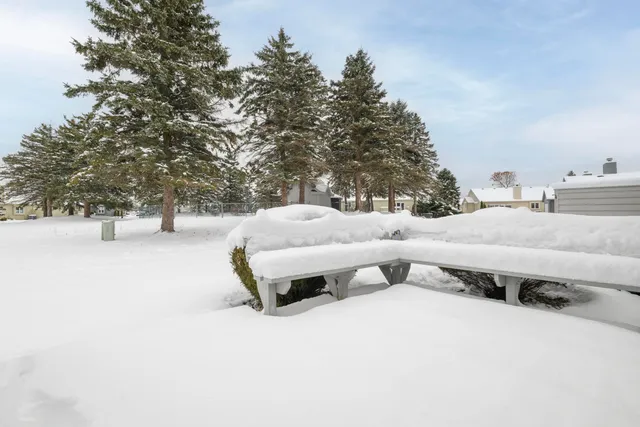 $309,900 | W180N9890 Riversbend Circle West, Germantown, WI 53022