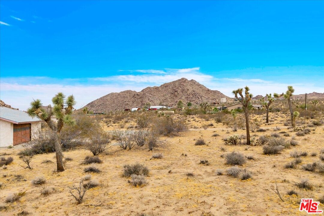 8686 Uphill Road Joshua Tree, CA 92252 - Photo 38 of 44 Gallery Image 38