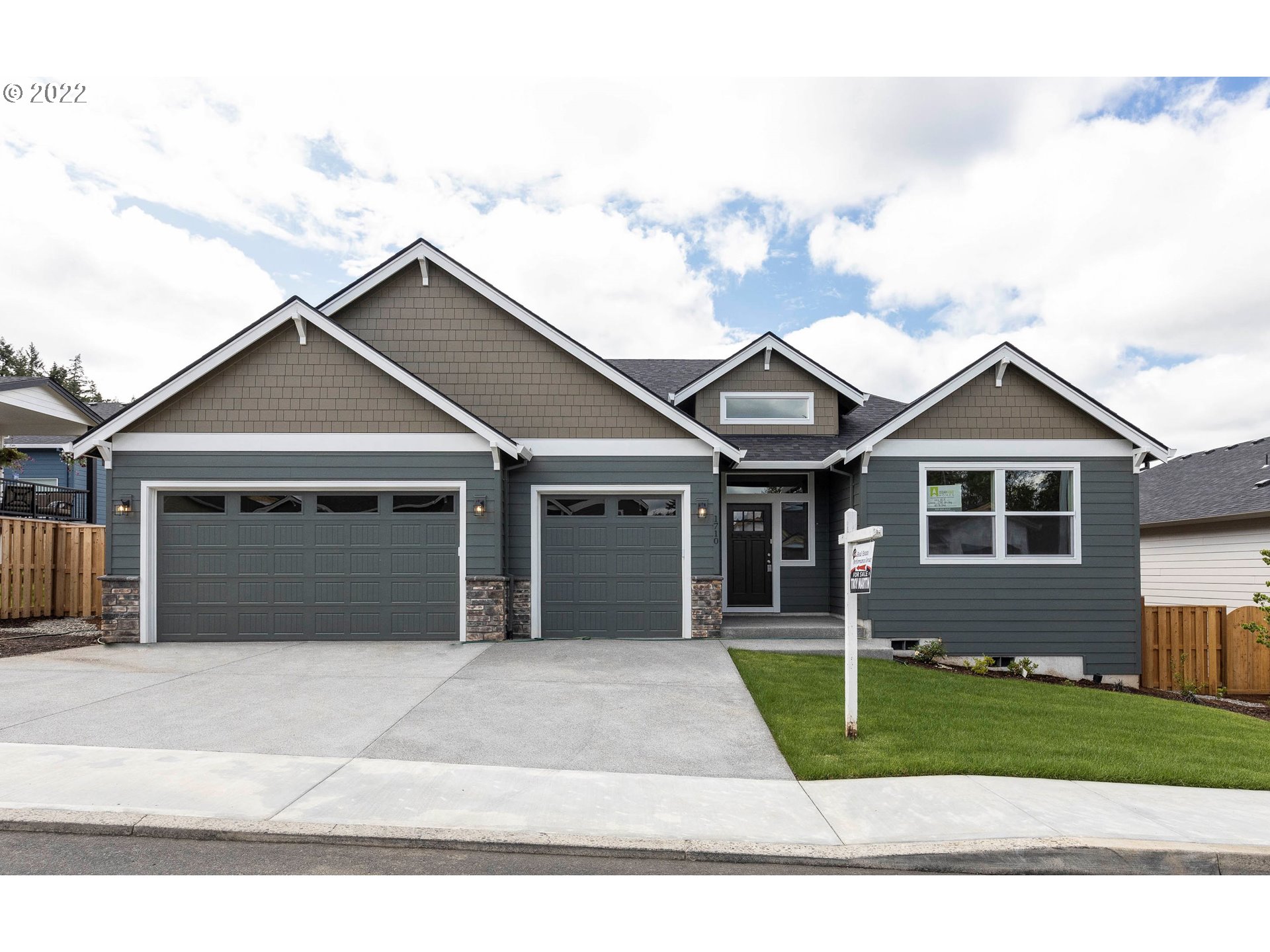 1730 Northeast Robert Road Estacada, OR 97023 - Photo 1 of 25 Gallery Image 1