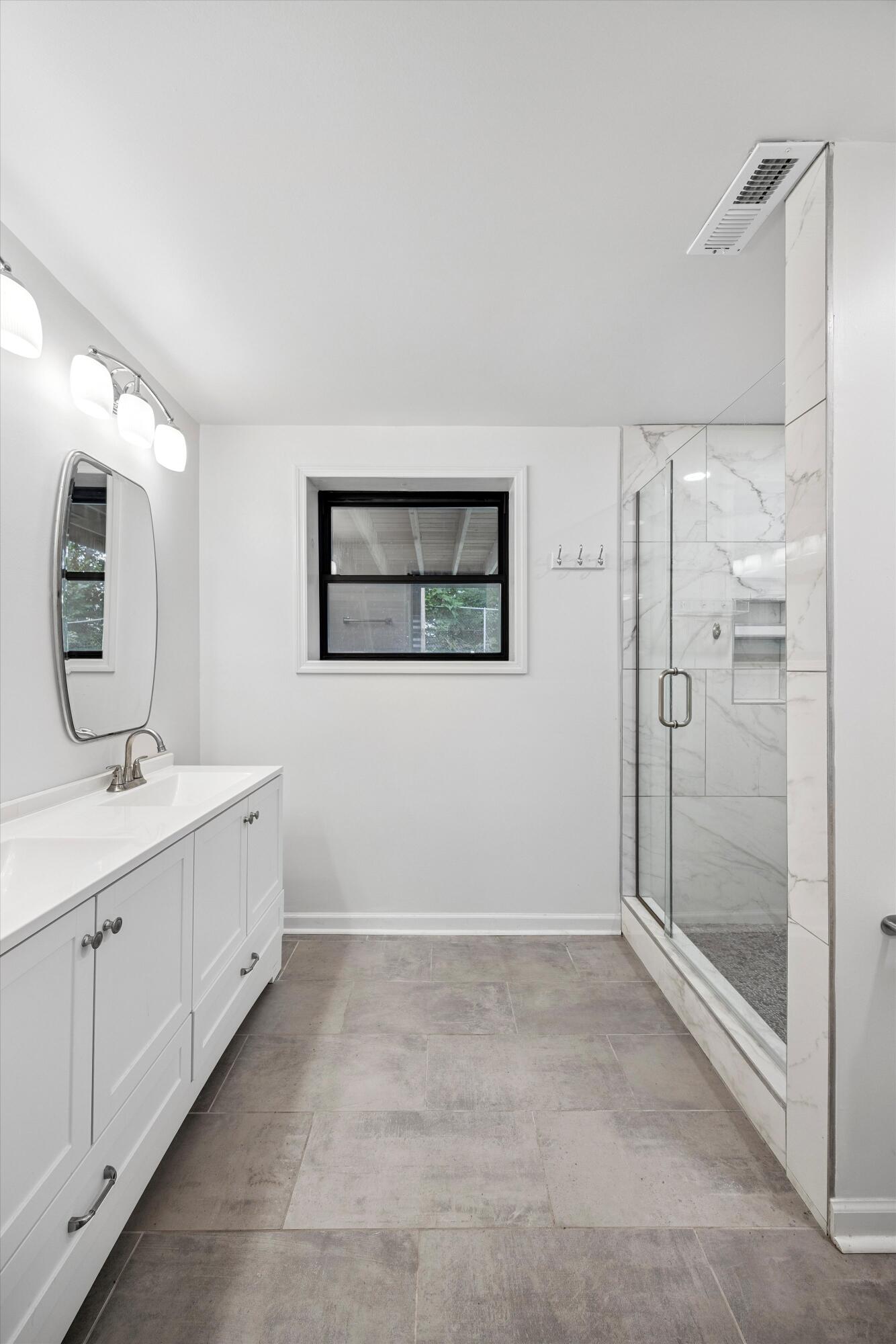 2427 Maplewood Drive Chattanooga, TN 37421 - Photo 21 of 29 25-090A3524