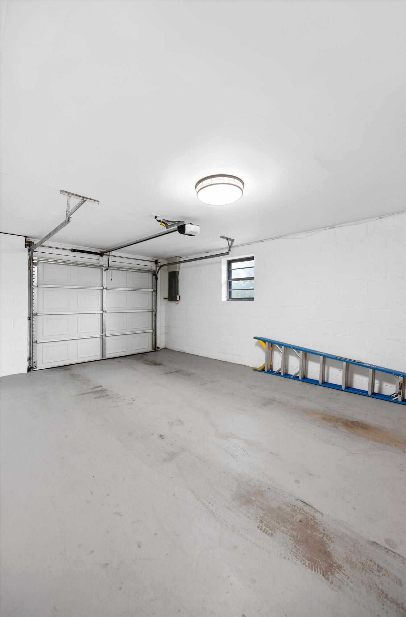 2427 Maplewood Drive Chattanooga, TN 37421 - Photo 25 of 29 30-090A3558