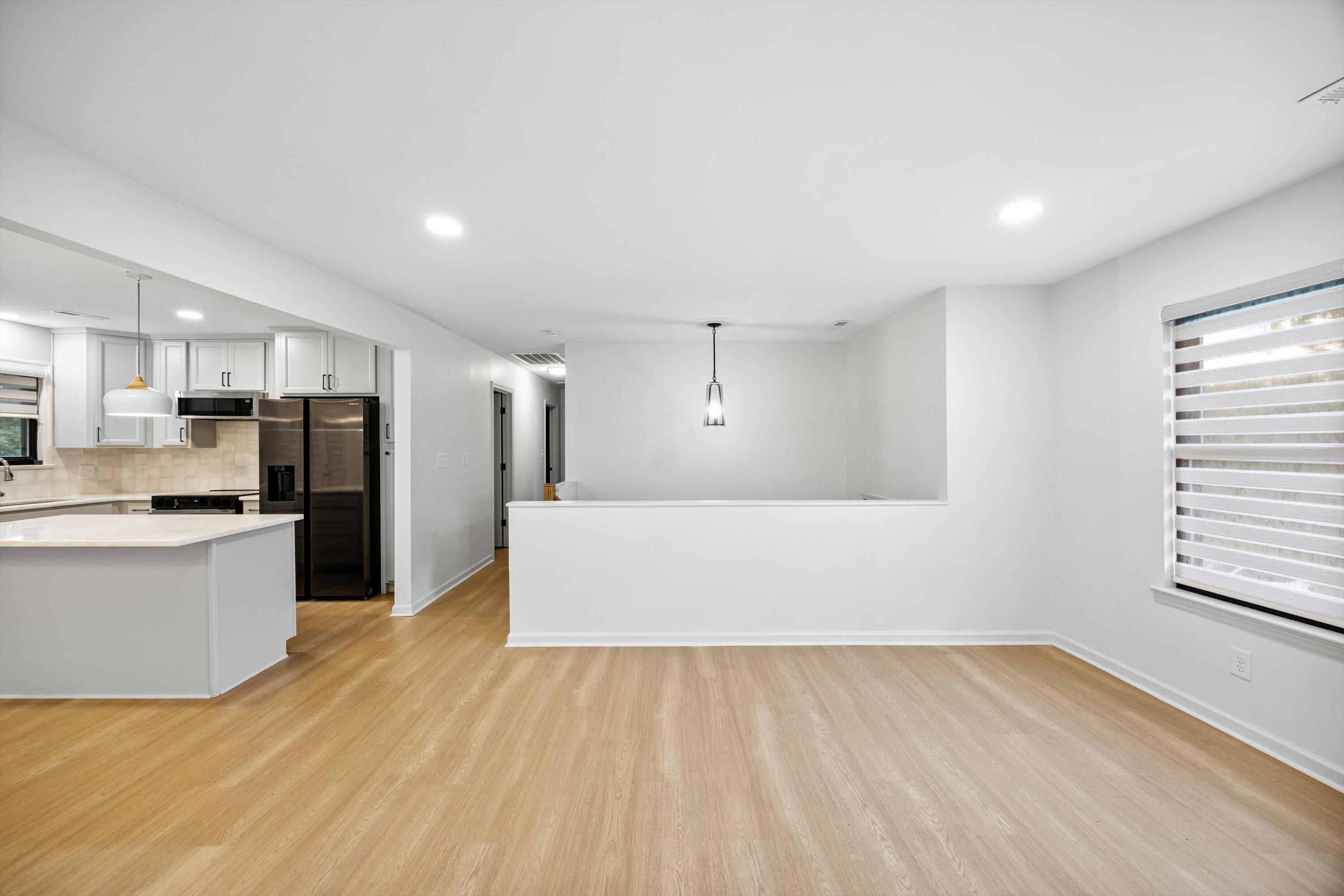 2427 Maplewood Drive Chattanooga, TN 37421 - Photo 4 of 29 05-090A3584