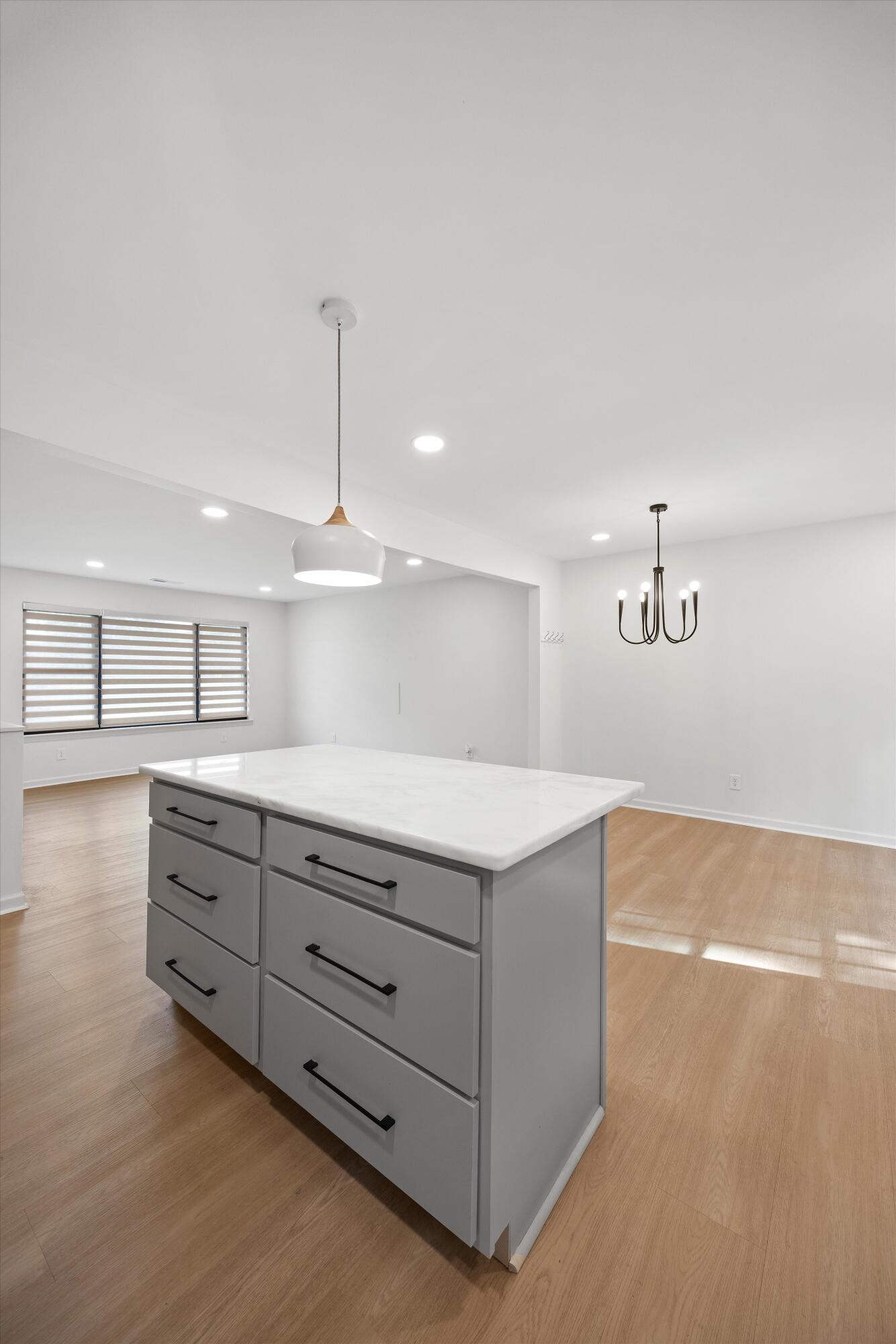 2427 Maplewood Drive Chattanooga, TN 37421 - Photo 9 of 29 08-090A3443