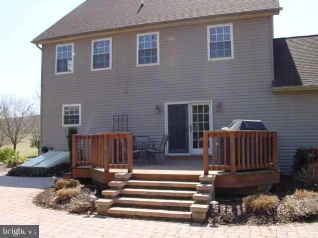 563 Airy View Road Shermans Dale, PA 17090 - Photo 4 of 23 Gallery Image 4