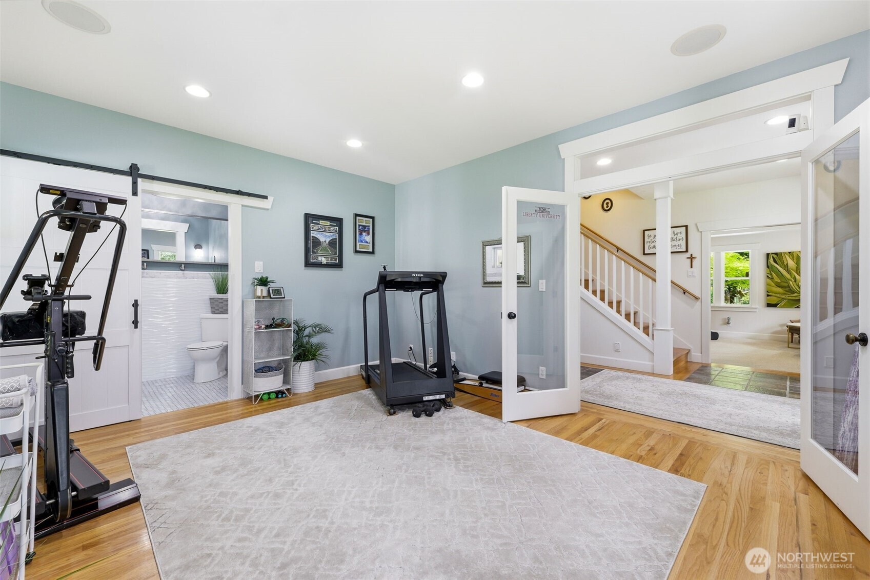 252 Northwest Sigurd Hanson Road Poulsbo, WA 98370 - Photo 6 of 40