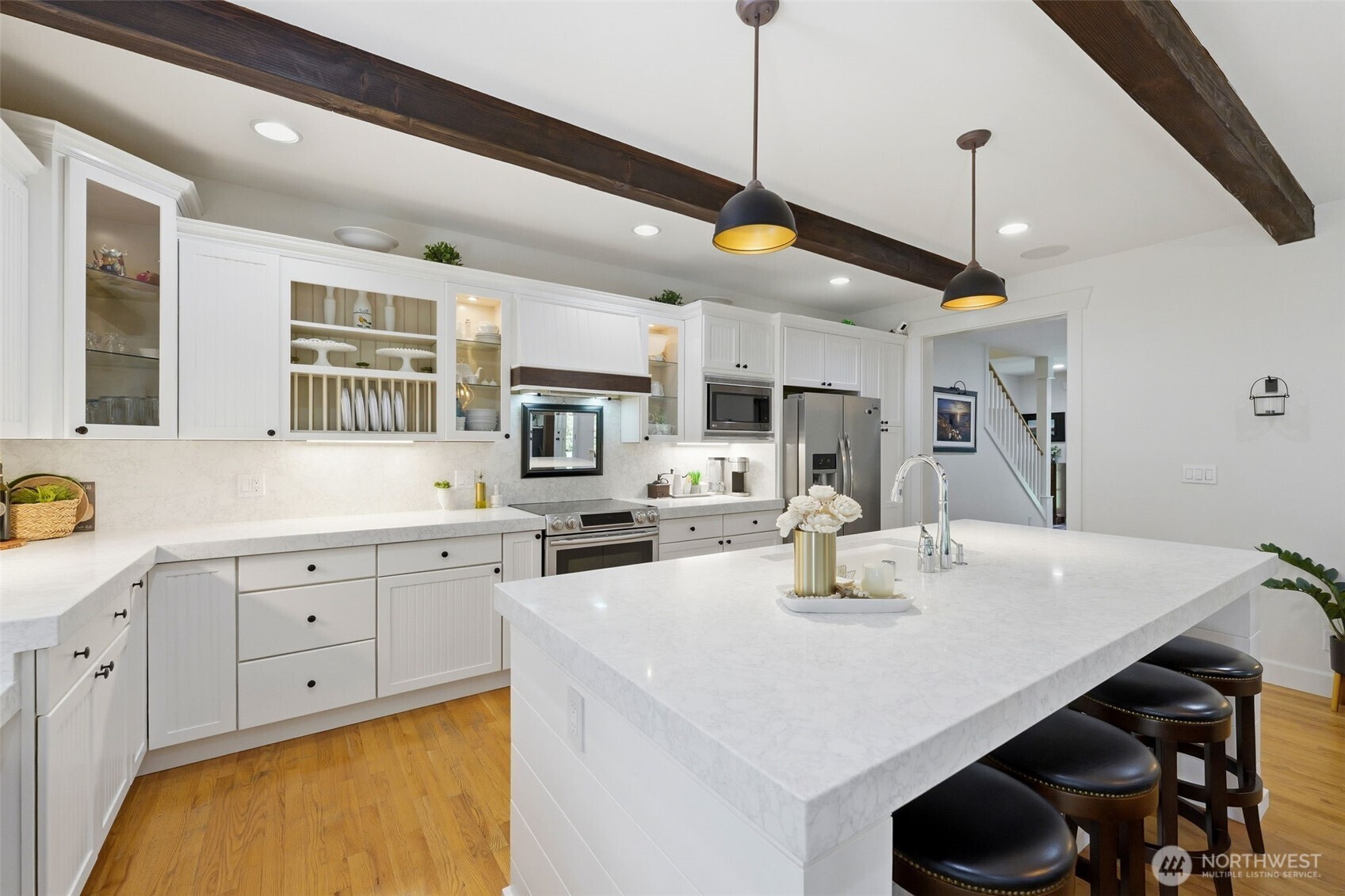 252 Northwest Sigurd Hanson Road Poulsbo, WA 98370 - Photo 8 of 40