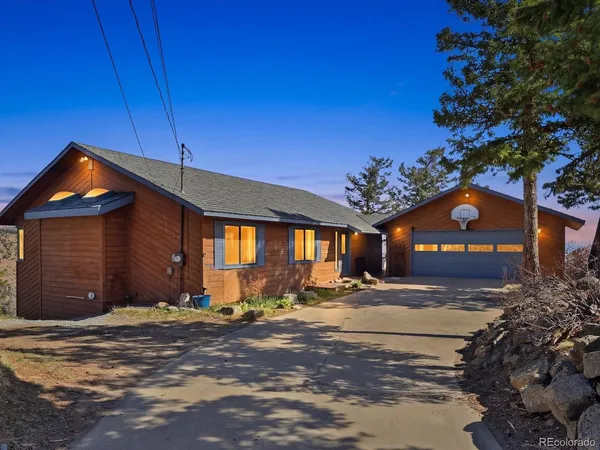 $900,000 | 345 Deer Trail Circle, Boulder, CO 80302