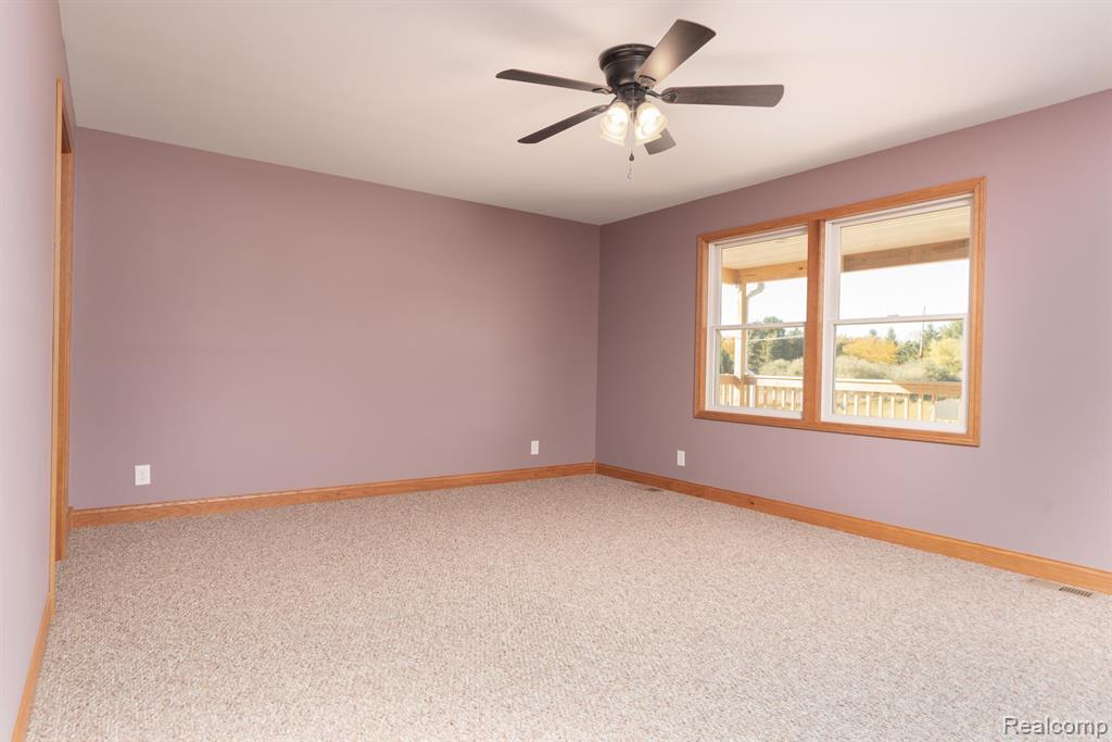 2110 Haslett Road Haslett, MI 48840 - Photo 17 of 48