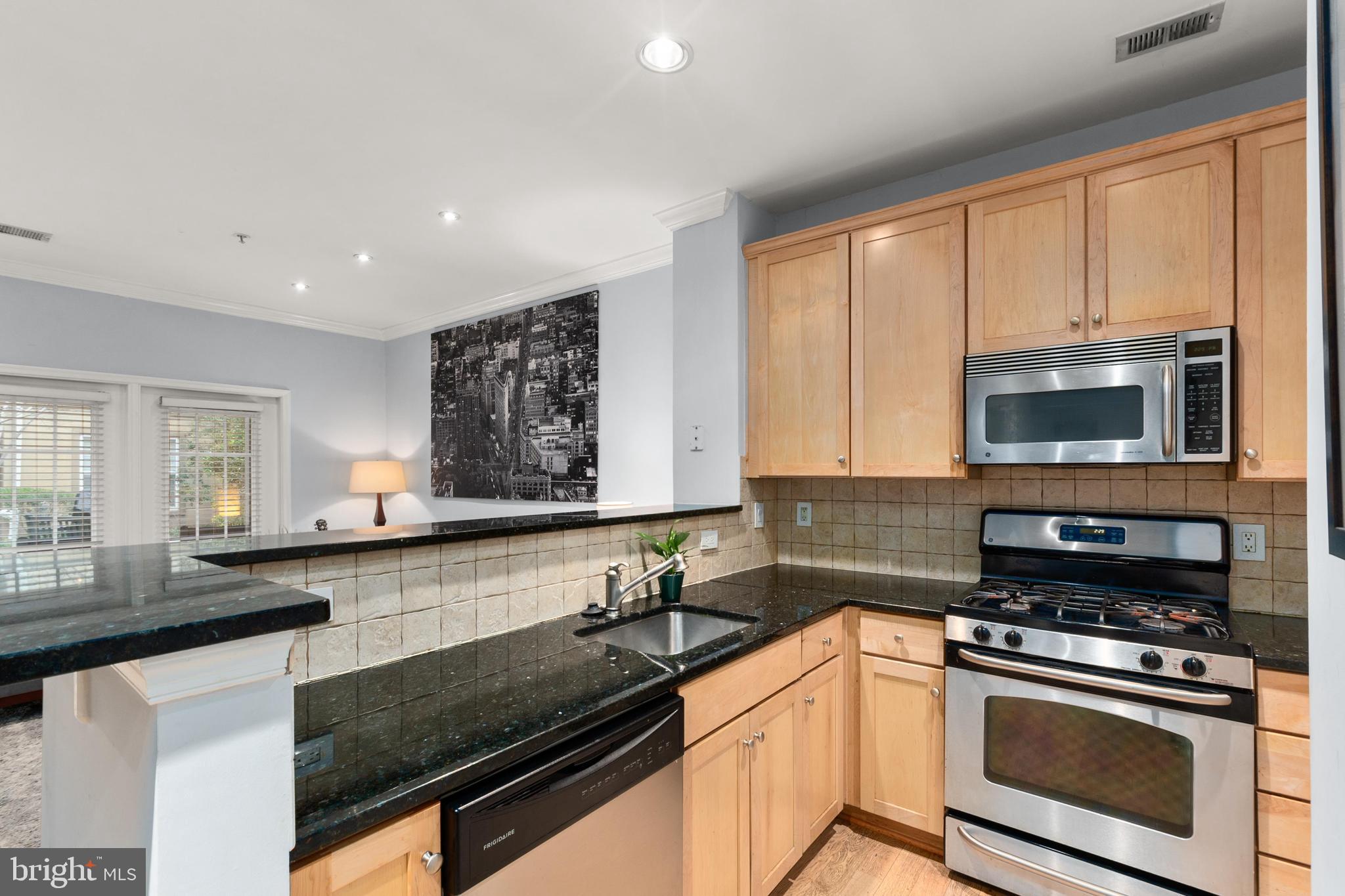 11800 Old Georgetown Road, Unit 1120 Rockville, MD 20852 - Photo 9 of 44