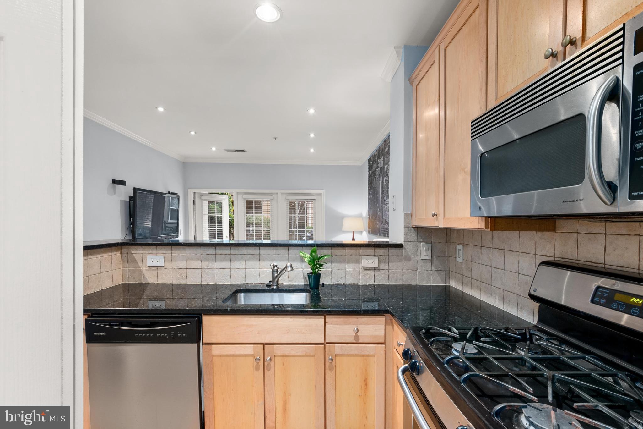 11800 Old Georgetown Road, Unit 1120 Rockville, MD 20852 - Photo 10 of 44