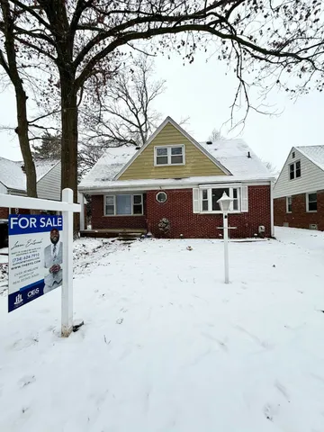 $283,999 | 23551 Geneva Street, Oak Park, MI 48237
