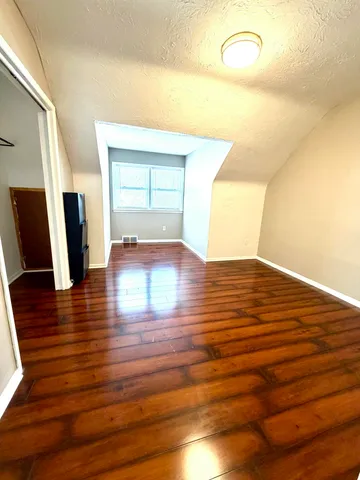 $283,999 | 23551 Geneva Street, Oak Park, MI 48237