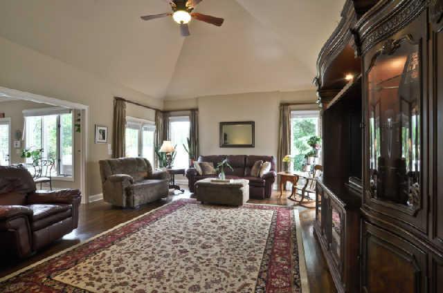163 Baltusrol Road Franklin, TN 37069 - Photo 5 of 20 Great Room - High Ceilings with Crown Molding