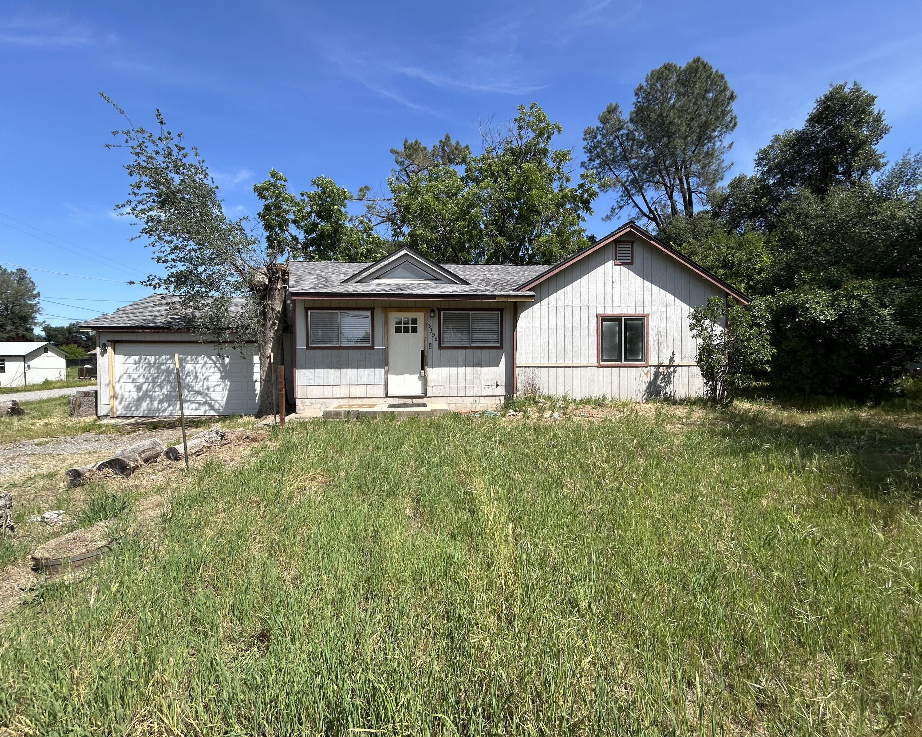 3356 Rancho Road Redding, CA 96002 - Photo 2 of 11 Exterior