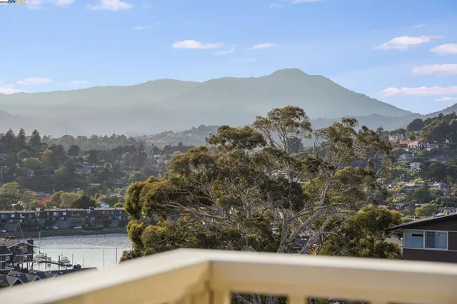 $3,900 | 34 Andrew Drive, Unit 132, Tiburon, CA 94920