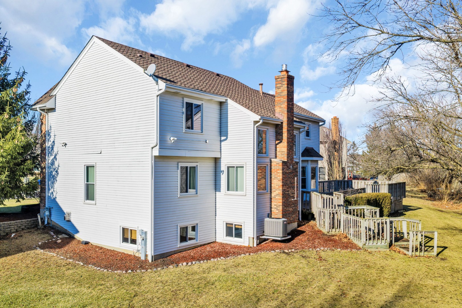 6063 Morningside Court Gurnee, IL 60031 - Photo 58 of 58 a view of a house with a yard