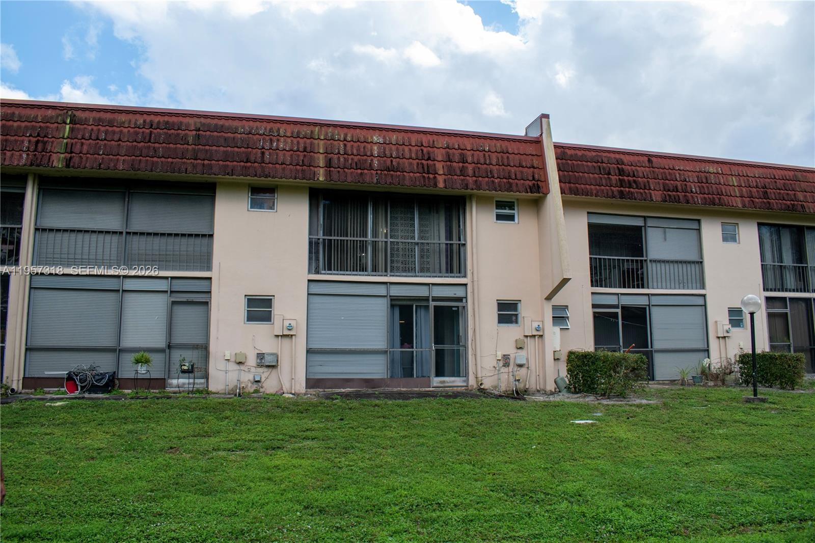 4144 Inverrary Drive, Unit 15G Lauderhill, FL 33319 - Photo 3 of 36