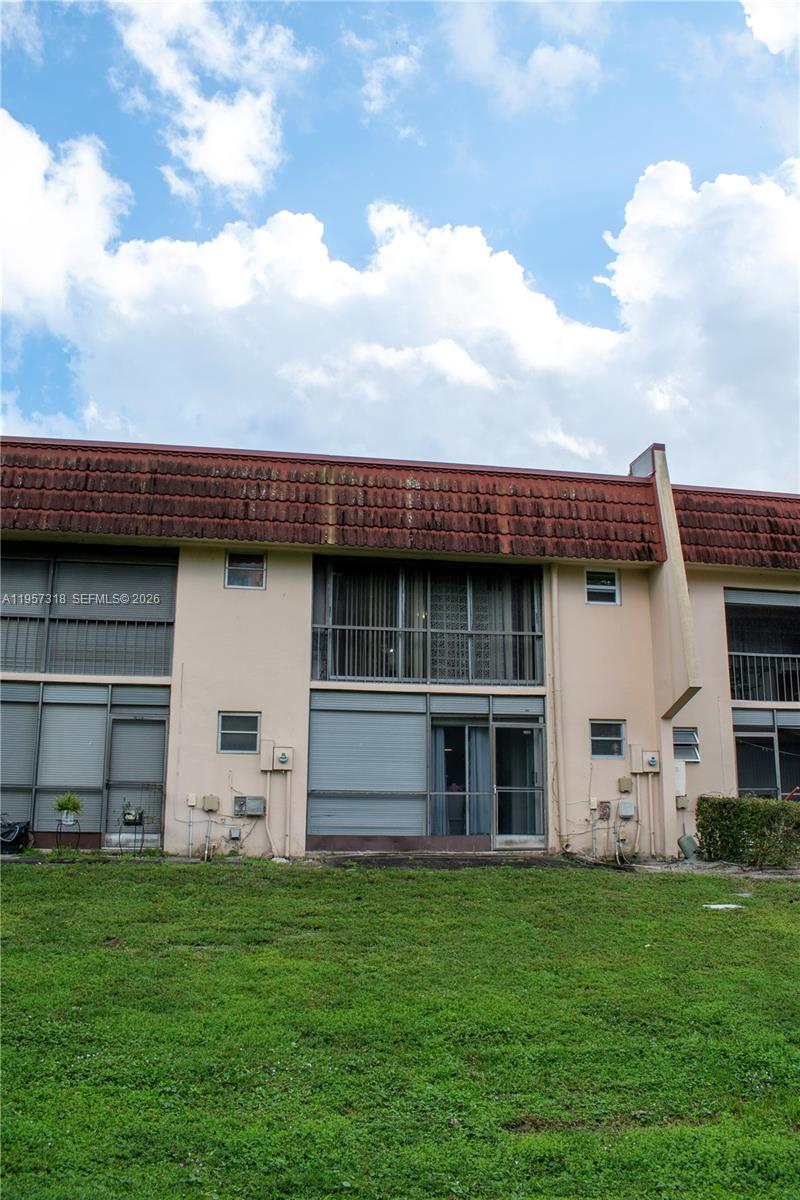 4144 Inverrary Drive, Unit 15G Lauderhill, FL 33319 - Photo 4 of 36