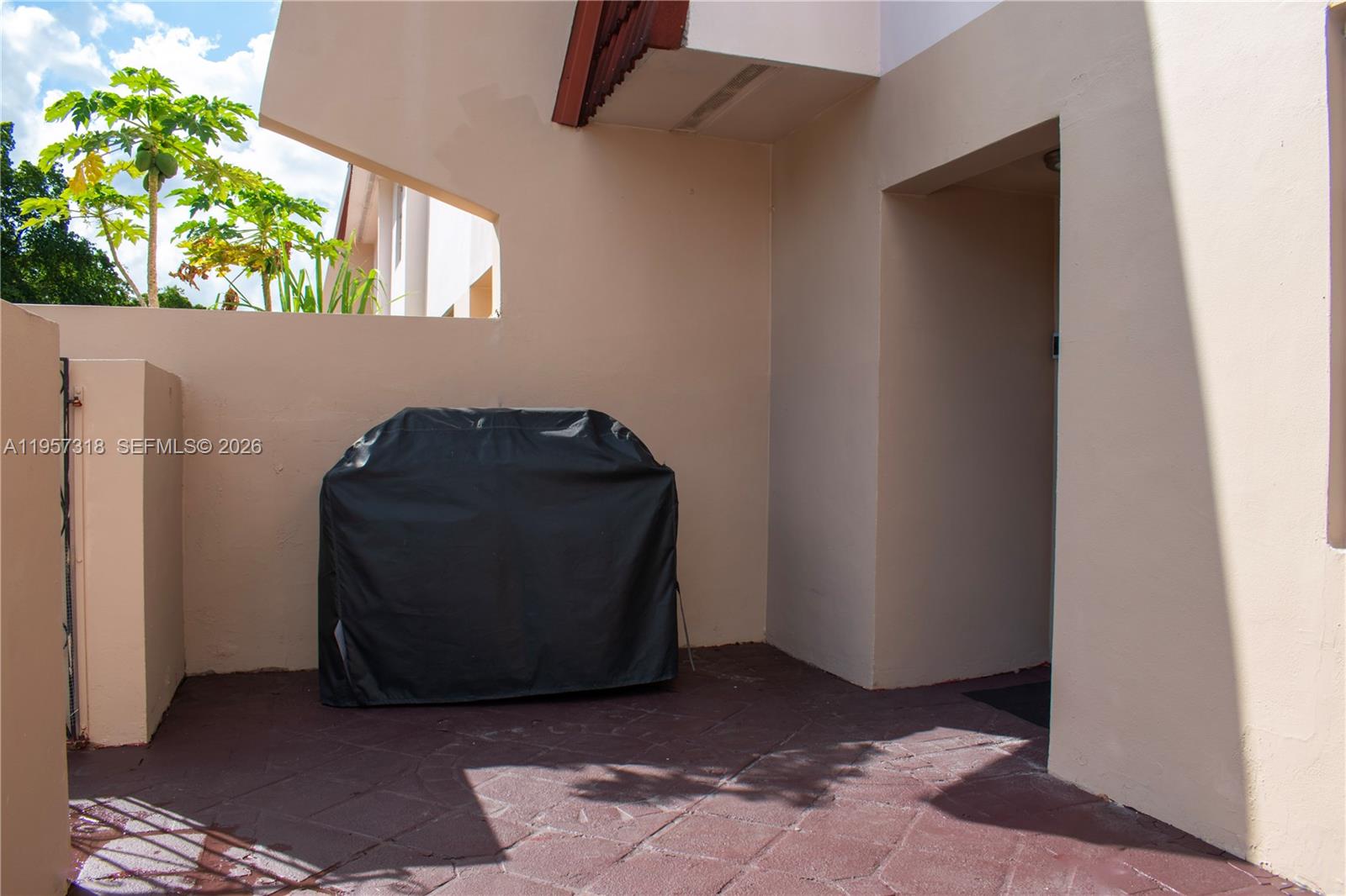 4144 Inverrary Drive, Unit 15G Lauderhill, FL 33319 - Photo 7 of 36