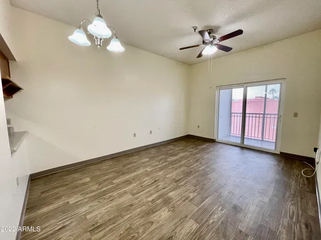 $2,885 | 6945 East Main Street, Mesa, AZ 85207