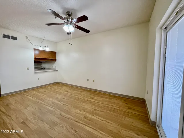 $2,885 | 6945 East Main Street, Mesa, AZ 85207